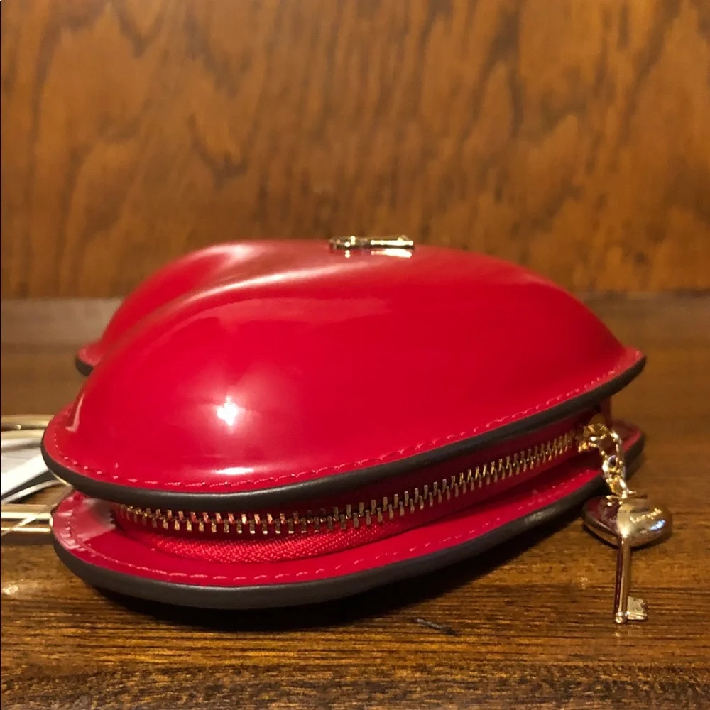 NWT-Kate Spade-Key To My Heart❤️Wristlet-Cherry Rouge-Patent Leather-$128